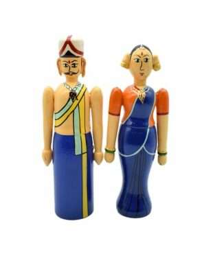 Brahmin Couple Showpiece
