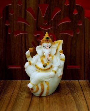 Ganapati Murti Showpiece for Griha Pravesh Gift