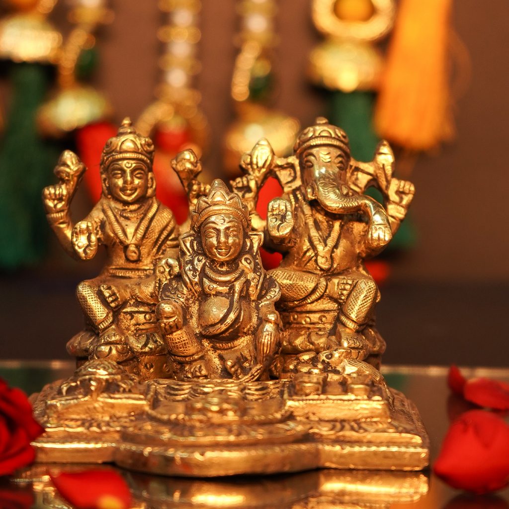 BRASS Kuber Lakshmi Ganesh Idol. » Puja N Pujari - Book Pandit for Puja, Astrologer & Temple Services Online