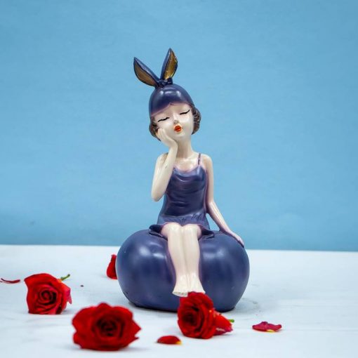 Blowing Bubble Girl Sculpture - Elegant Figure Model Statue for Home Décor Decorative Showpiece